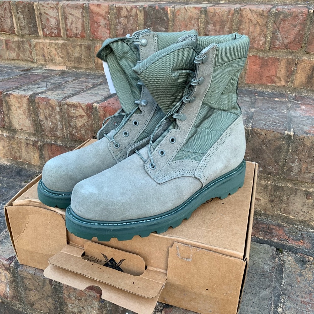 Brand new military boots